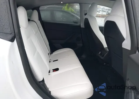 2024 Tesla Model Y Long Range Dual Motor All-Wheel Drive из США, поврежденный, VIN 7SAYGDEE0RF170774